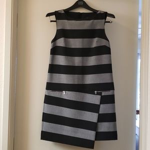 Black and gray short dress